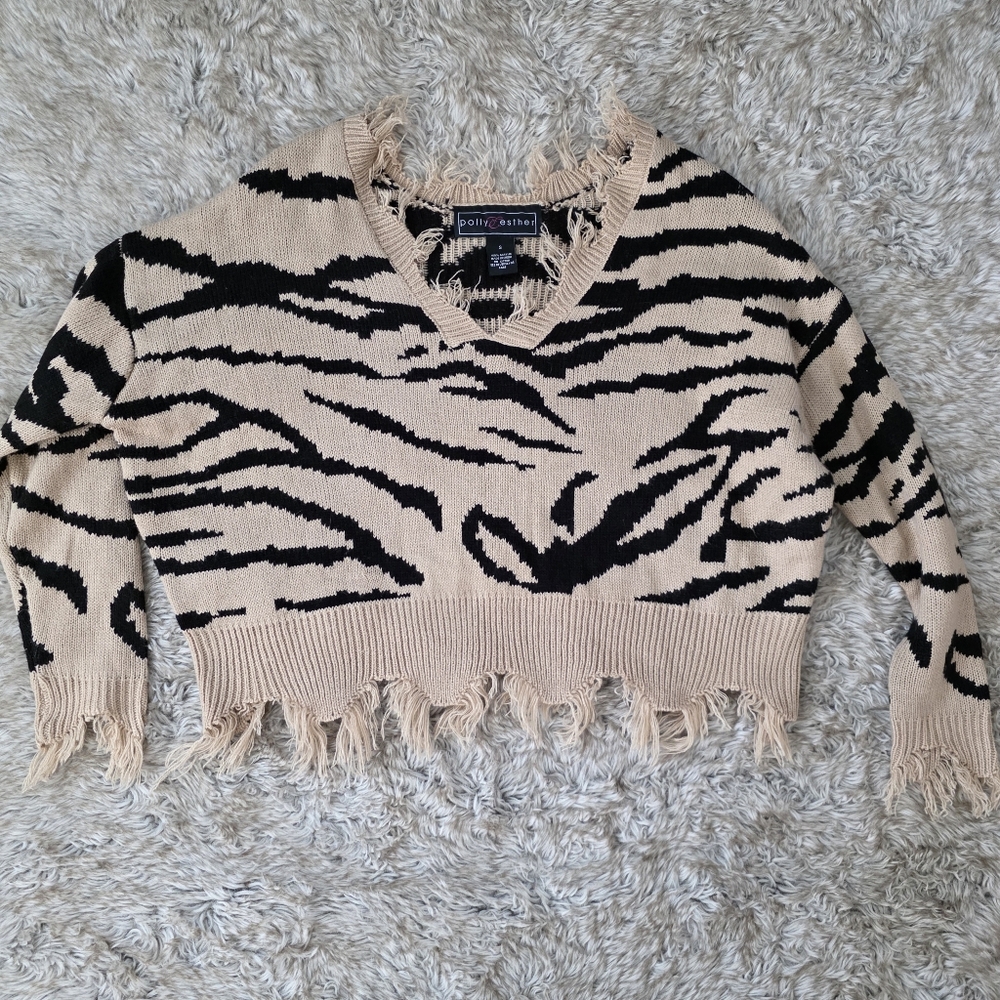 Polly & Esther Raw Hem Cropped Length Tiger Stripe Sweater Beige Women's Small